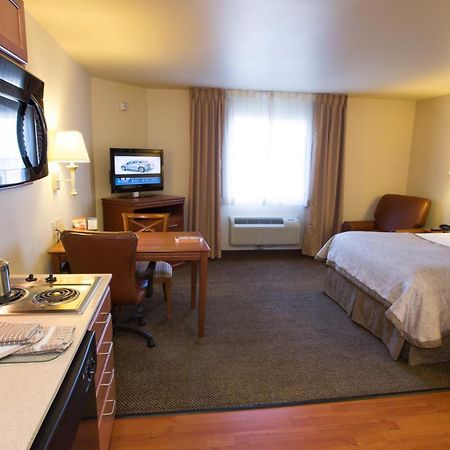 Candlewood Suites Springfield By Ihg Exterior photo