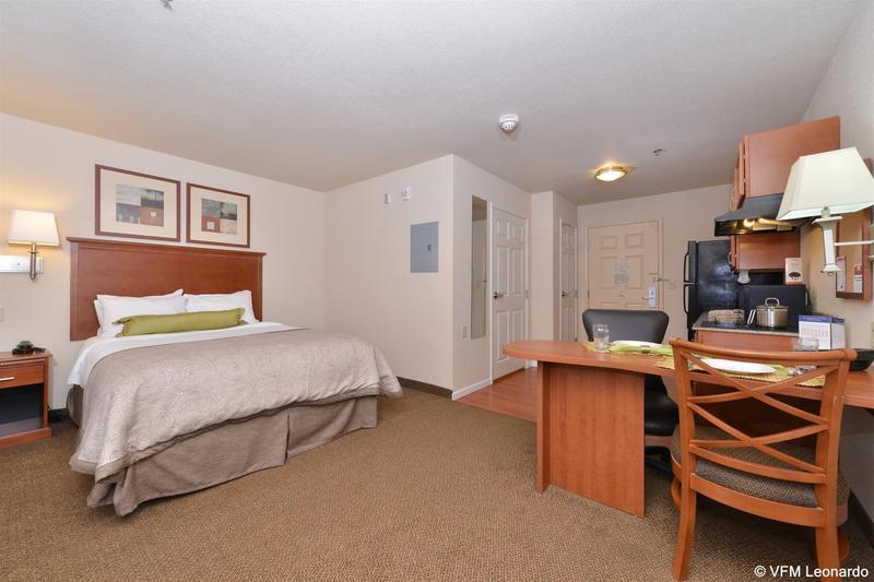 Candlewood Suites Springfield By Ihg Exterior photo