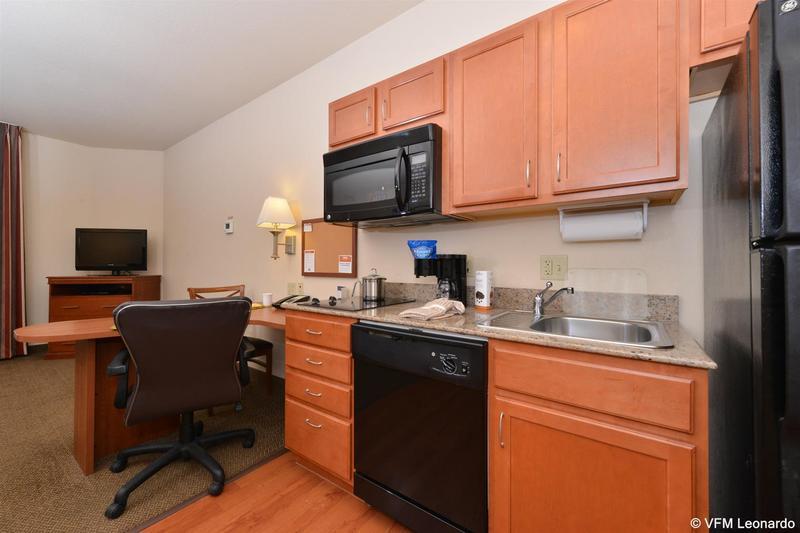 Candlewood Suites Springfield By Ihg Exterior photo