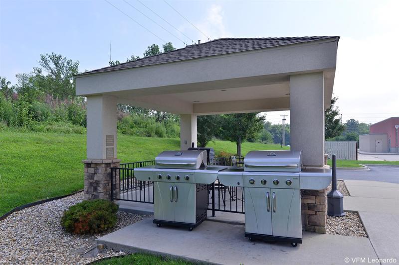 Candlewood Suites Springfield By Ihg Exterior photo
