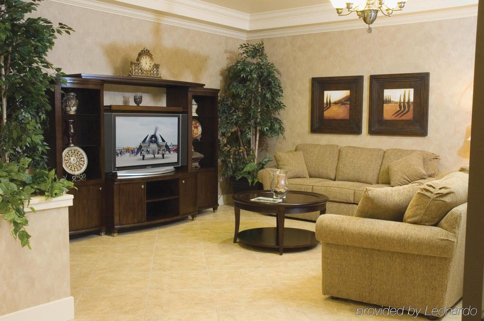 Candlewood Suites Springfield By Ihg Room photo