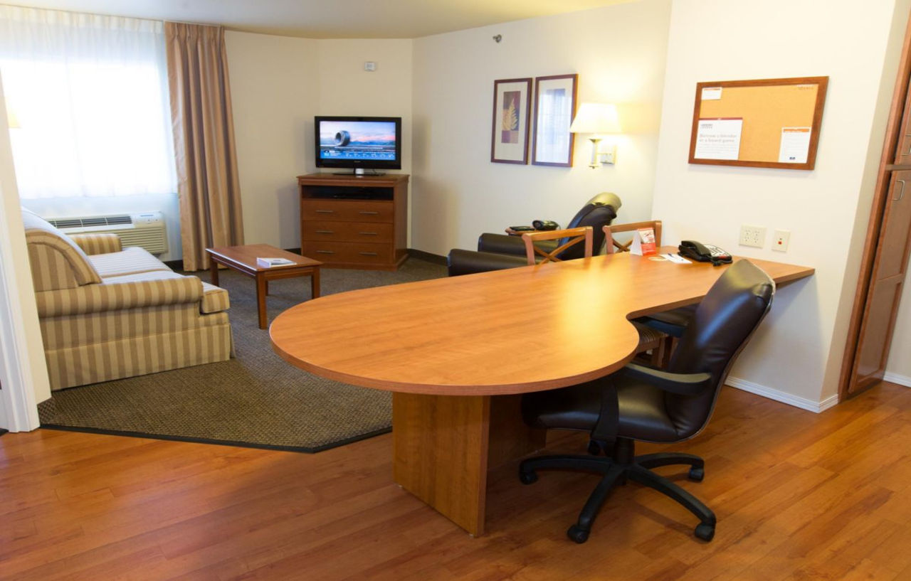 Candlewood Suites Springfield By Ihg Exterior photo