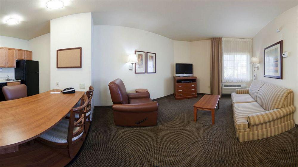 Candlewood Suites Springfield By Ihg Exterior photo